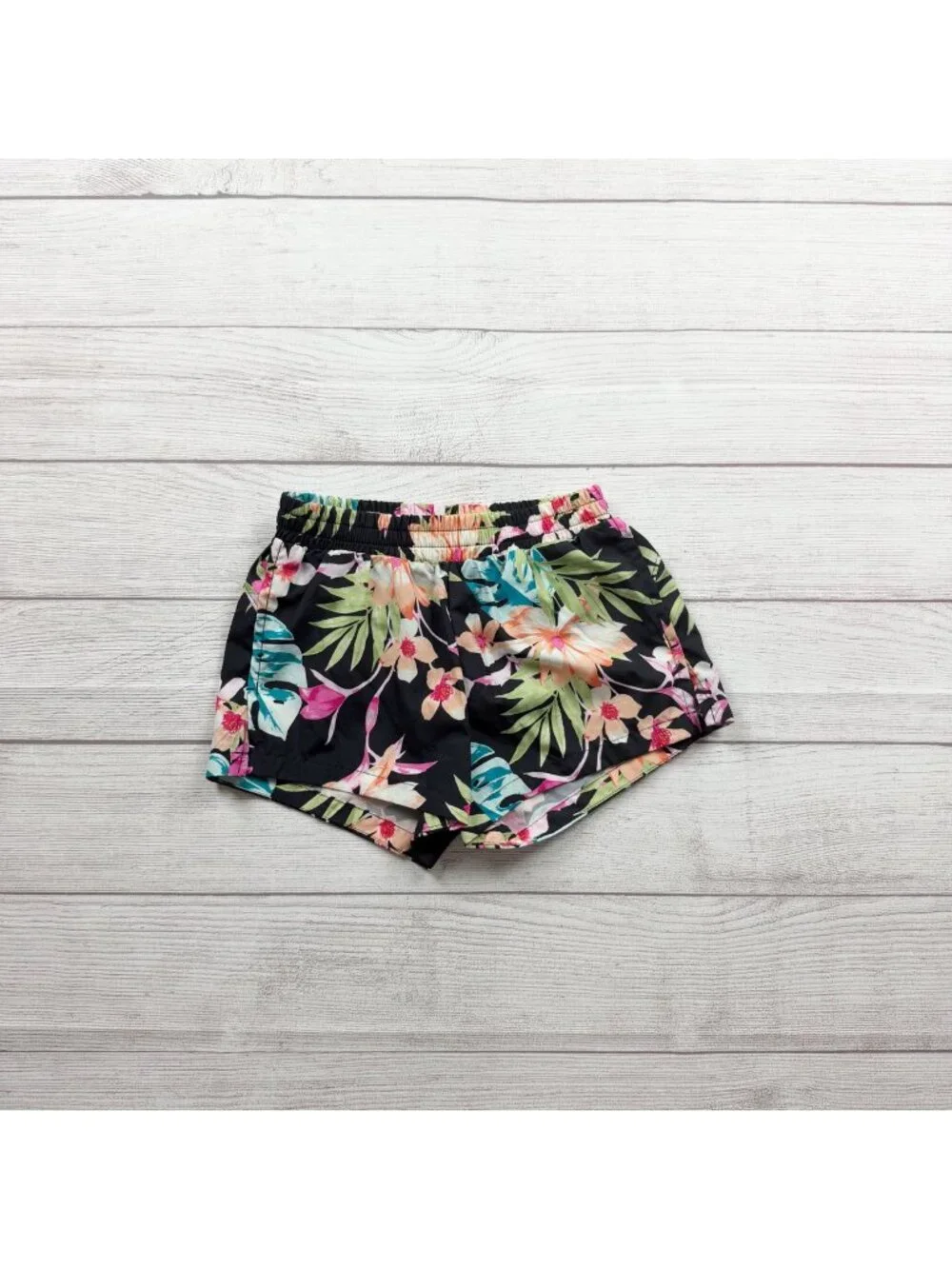 Old Navy Active Girlss Floral Print Go-Dry Athletic Shorts Black Multi M 8